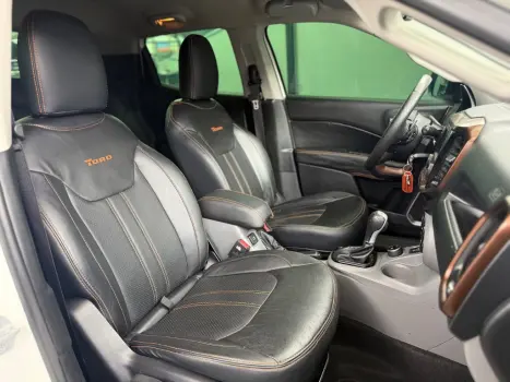 FIAT Toro 2.0 16V 4P VOLCANO 4WD TURBO DIESEL AUTOM�TICO, Foto 4