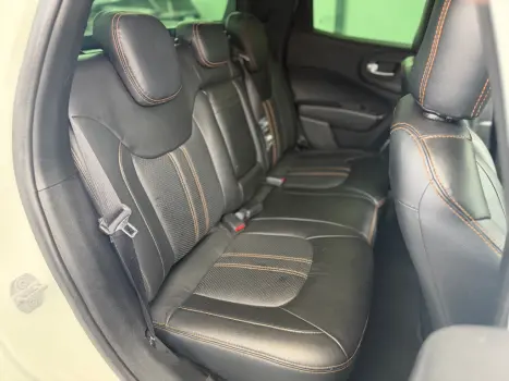 FIAT Toro 2.0 16V 4P VOLCANO 4WD TURBO DIESEL AUTOM�TICO, Foto 5