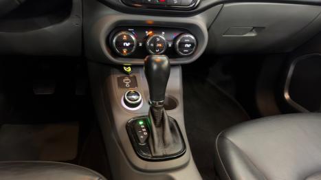 FIAT Toro 2.0 16V 4P VOLCANO 4WD TURBO DIESEL AUTOM�TICO, Foto 8