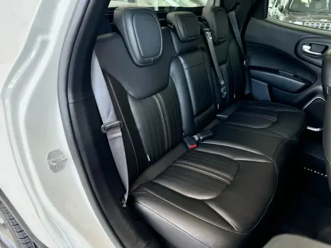 FIAT Toro 2.0 16V 4P VOLCANO 4WD TURBO DIESEL AUTOM�TICO, Foto 9