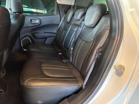 FIAT Toro 2.0 16V 4P VOLCANO 4WD TURBO DIESEL AUTOM�TICO, Foto 8