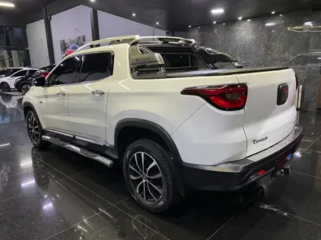 FIAT Toro 2.0 16V 4P VOLCANO 4WD TURBO DIESEL AUTOM�TICO, Foto 4