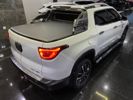 FIAT Toro 2.0 16V 4P VOLCANO 4WD TURBO DIESEL AUTOM�TICO, Foto 8