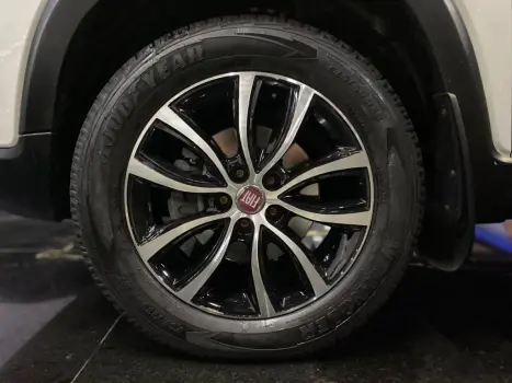 FIAT Toro 2.0 16V 4P VOLCANO 4WD TURBO DIESEL AUTOM�TICO, Foto 11