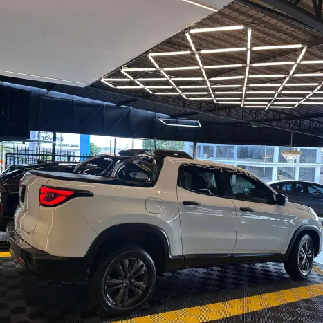 FIAT Toro 2.0 16V 4P 4WD FREEDOM TURBO DIESEL  AUTOM�TICO, Foto 4