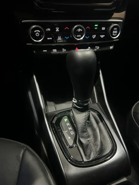 FIAT Toro 2.0 16V 4P VOLCANO 4WD TURBO DIESEL AUTOM�TICO, Foto 9