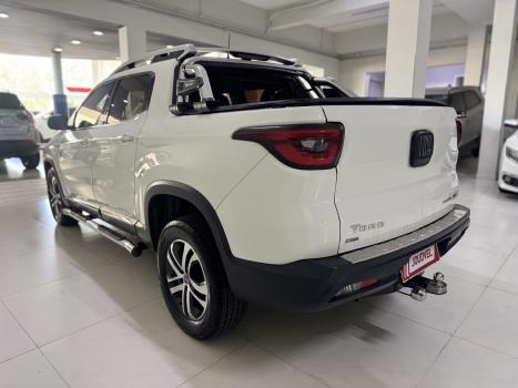 FIAT Toro 2.0 16V 4P VOLCANO 4WD TURBO DIESEL AUTOM�TICO, Foto 3