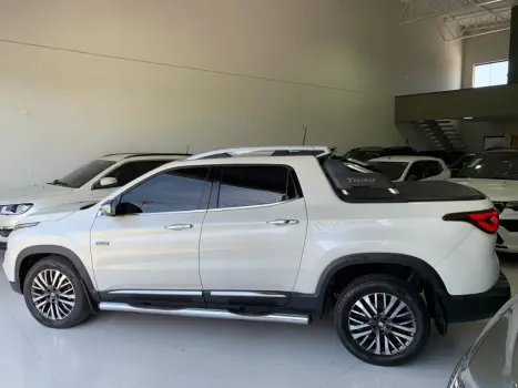 FIAT Toro 2.0 16V 4P 4WD RANCH TURBO DIESEL AUTOM�TICO, Foto 9