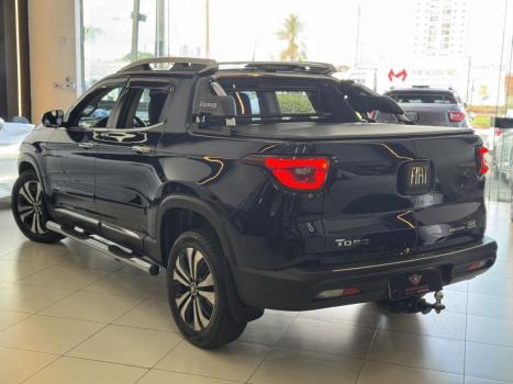 FIAT Toro 2.0 16V 4P VOLCANO 4WD TURBO DIESEL AUTOM�TICO, Foto 3