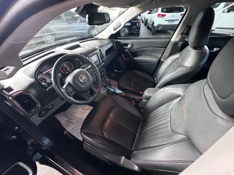 FIAT Toro 2.0 16V 4P VOLCANO 4WD TURBO DIESEL AUTOM�TICO, Foto 3