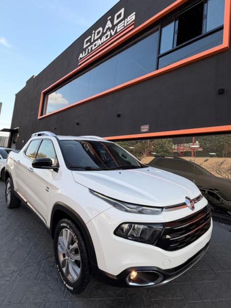 FIAT Toro 2.0 16V 4P VOLCANO 4WD TURBO DIESEL AUTOM�TICO, Foto 2