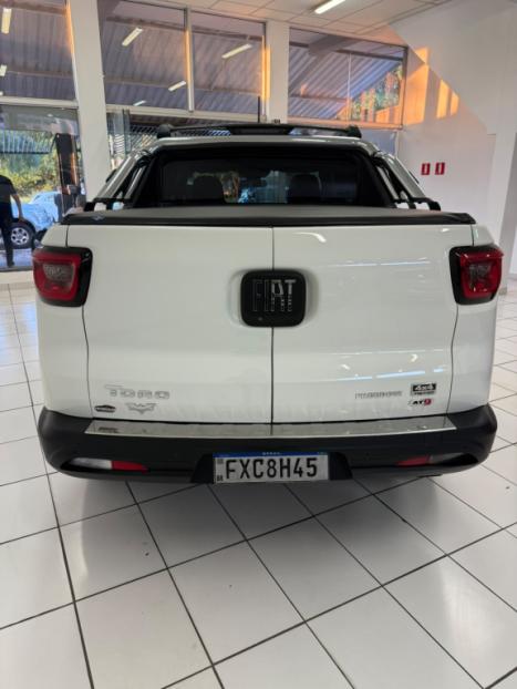 FIAT Toro 2.0 16V 4P 4WD FREEDOM TURBO DIESEL  AUTOMÁTICO, Foto 4
