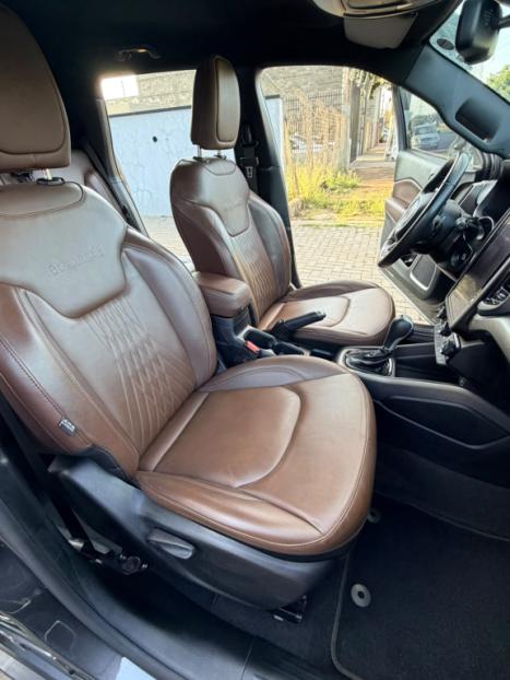 FIAT Toro 2.2 16V 4P 4WD RANCH TURBO DIESEL AUTOMÁTICO, Foto 8