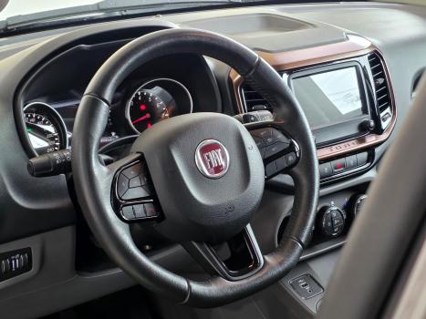 FIAT Toro 2.4 16V 4P MULTIAIR FLEX VOLCANO AUTOM�TICO, Foto 7