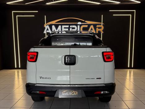 FIAT Toro 2.4 16V 4P MULTIAIR FLEX VOLCANO AUTOM�TICO, Foto 3