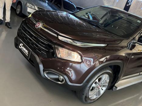 FIAT Toro 2.4 16V 4P MULTIAIR FLEX VOLCANO AUTOM�TICO, Foto 5