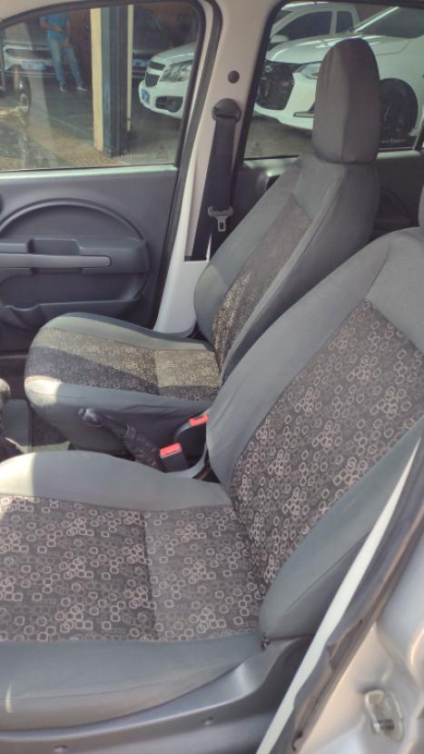 FIAT Uno 1.0 4P FLEX VIVACE, Foto 3