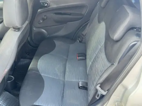 FIAT Uno 1.0 4P FLEX EVO ATTRACTIVE, Foto 9 FIAT Uno 1.0 4P FLEX EVO ATTRACTIVE, Foto 9