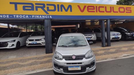 FIAT Uno 1.0 4P FLEX ATTRACTIVE, Foto 1