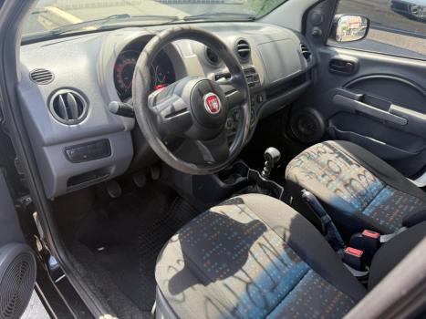 FIAT Uno 1.0 4P FLEX EVO VIVACE CELEBRATION, Foto 3