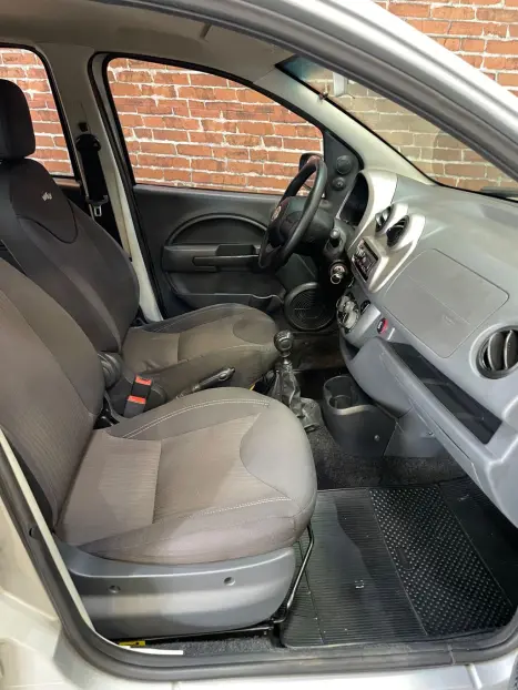 FIAT Uno 1.0 4P FLEX WAY, Foto 6