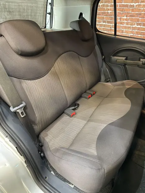 FIAT Uno 1.0 4P FLEX WAY, Foto 12