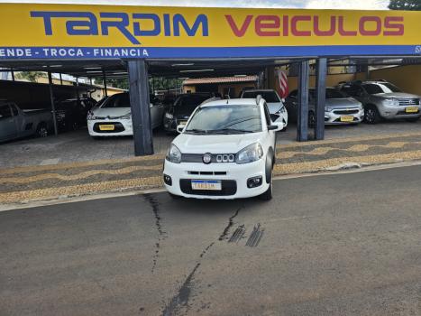 FIAT Uno 1.0 4P FLEX WAY, Foto 1