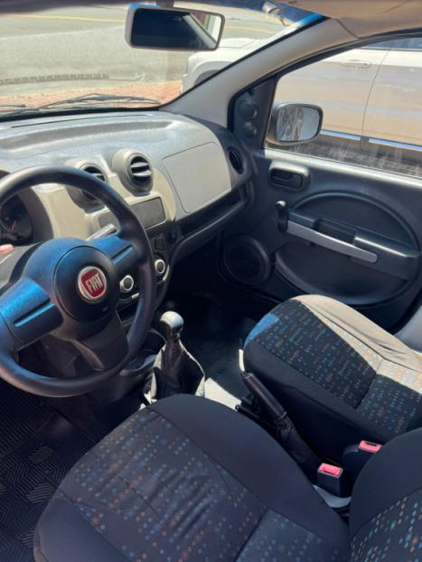 FIAT Uno 1.0 4P FLEX EVO VIVACE CELEBRATION, Foto 8