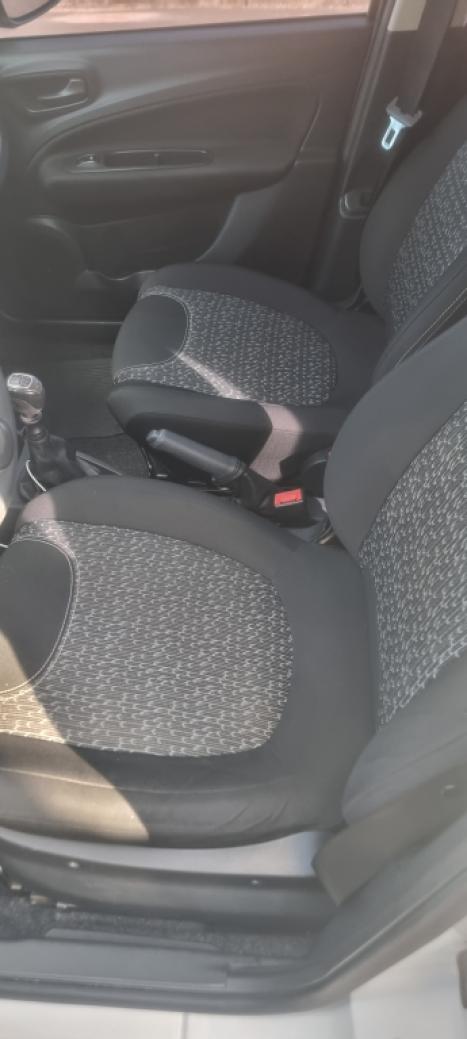 FIAT Uno 1.0 4P FLEX ATTRACTIVE, Foto 3