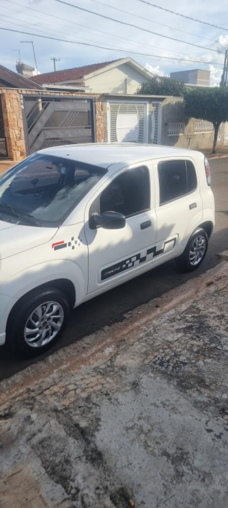 FIAT Uno 1.0 4P FLEX ATTRACTIVE, Foto 6