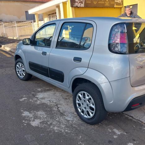 FIAT Uno 1.0 4P FLEX DRIVE, Foto 2