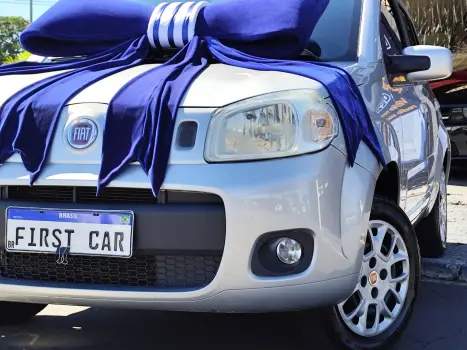FIAT Uno 1.0 4P FLEX EVO VIVACE CELEBRATION, Foto 2