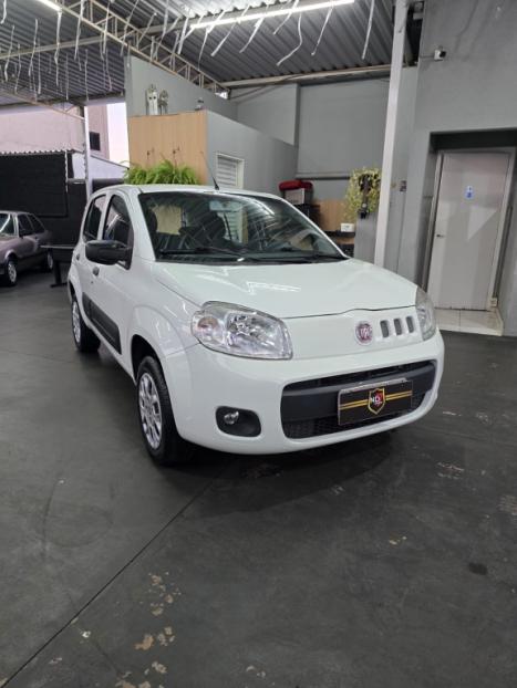 FIAT Uno 1.0 4P FLEX EVO VIVACE CELEBRATION, Foto 1