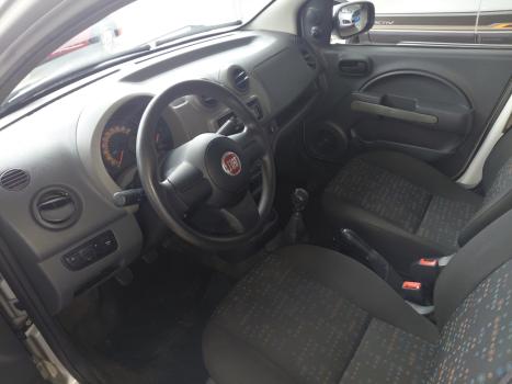 FIAT Uno 1.0 4P FLEX EVO VIVACE CELEBRATION, Foto 15