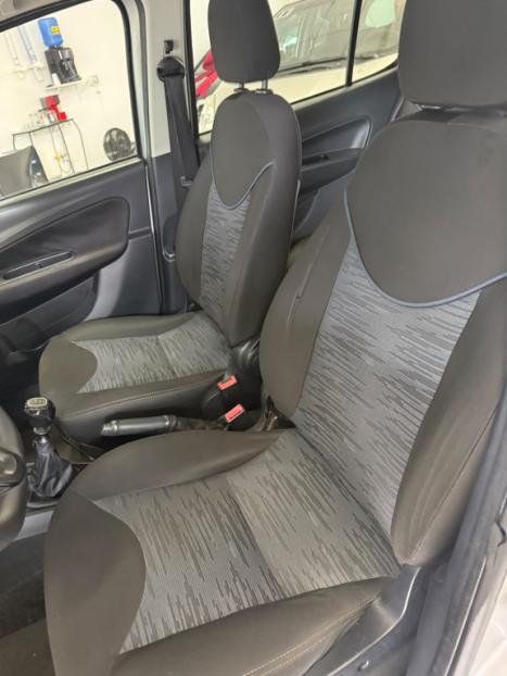 FIAT Uno 1.0 4P FLEX ATTRACTIVE, Foto 8