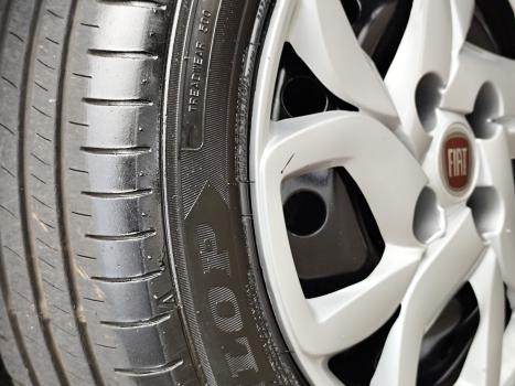 FIAT Uno 1.0 FLEX, Foto 21