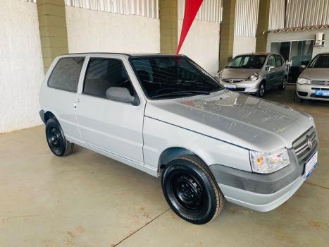 FIAT Uno 1.0 FLEX FIRE, Foto 2