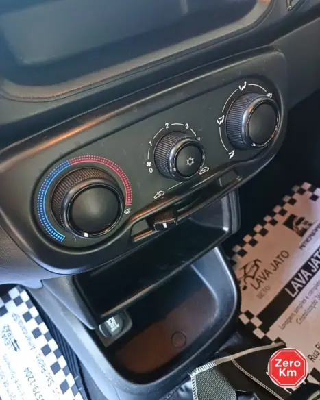 FIAT Uno 1.0 FLEX VIVACE, Foto 2