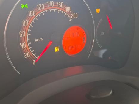 FIAT Uno 1.0 FLEX VIVACE, Foto 5