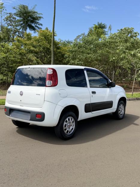 FIAT Uno 1.0 FLEX VIVACE, Foto 4
