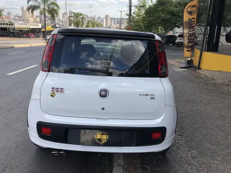 FIAT Uno 1.4 4P FLEX SPORTING, Foto 8 FIAT Uno 1.4 4P FLEX SPORTING, Foto 8