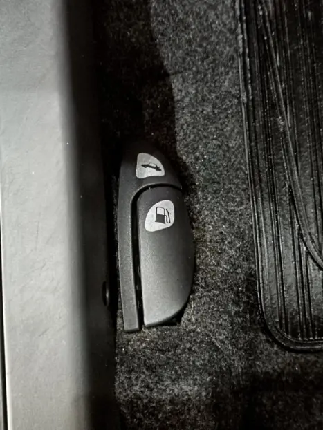 FIAT Uno 1.4 4P FLEX SPORTING, Foto 17