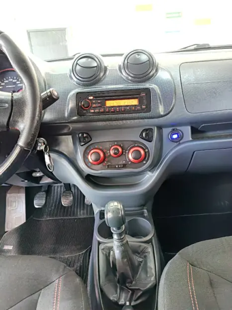 FIAT Uno 1.4 4P FLEX SPORTING, Foto 21