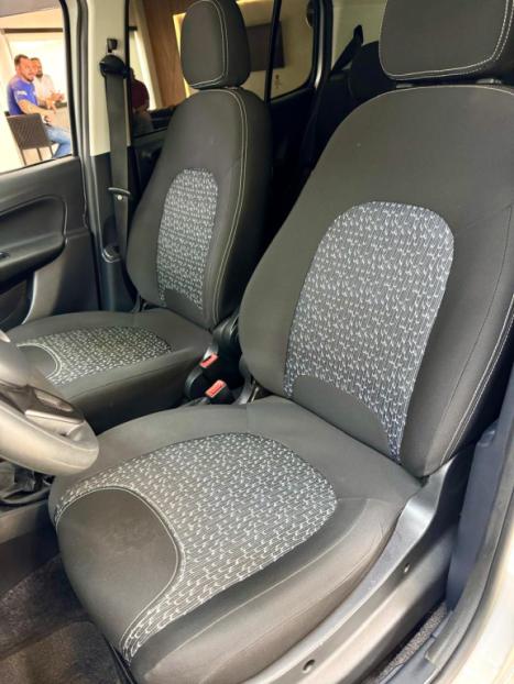 FIAT Uno 1.4 4P FLEX ATTRACTIVE, Foto 7