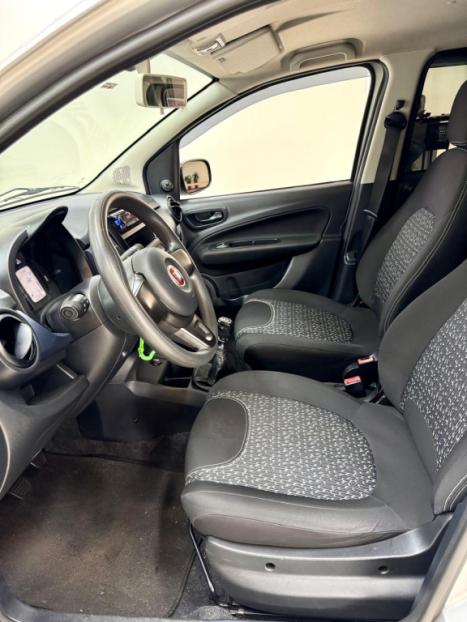 FIAT Uno 1.4 4P FLEX ATTRACTIVE, Foto 9