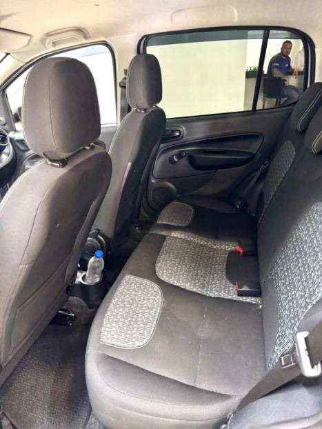 FIAT Uno 1.4 4P FLEX ATTRACTIVE, Foto 13