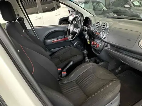 FIAT Uno 1.4 FLEX SPORTING, Foto 13