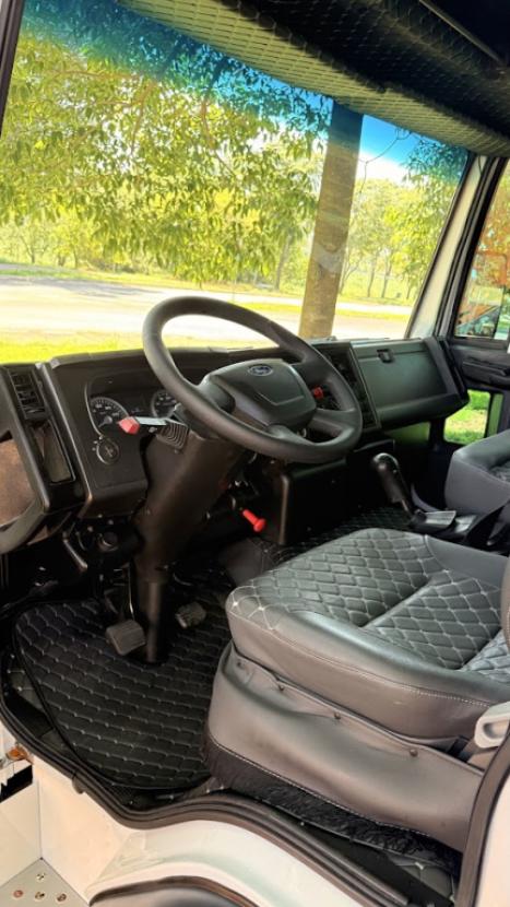 FORD Cargo 816, Foto 5