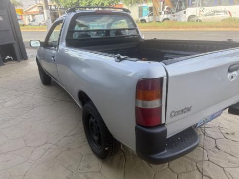 FORD Courier 1.6 L, Foto 3