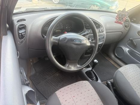 FORD Courier 1.6 L, Foto 5